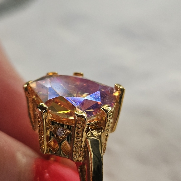 Gold and Purple Statement Ring - Picture 12 of 14